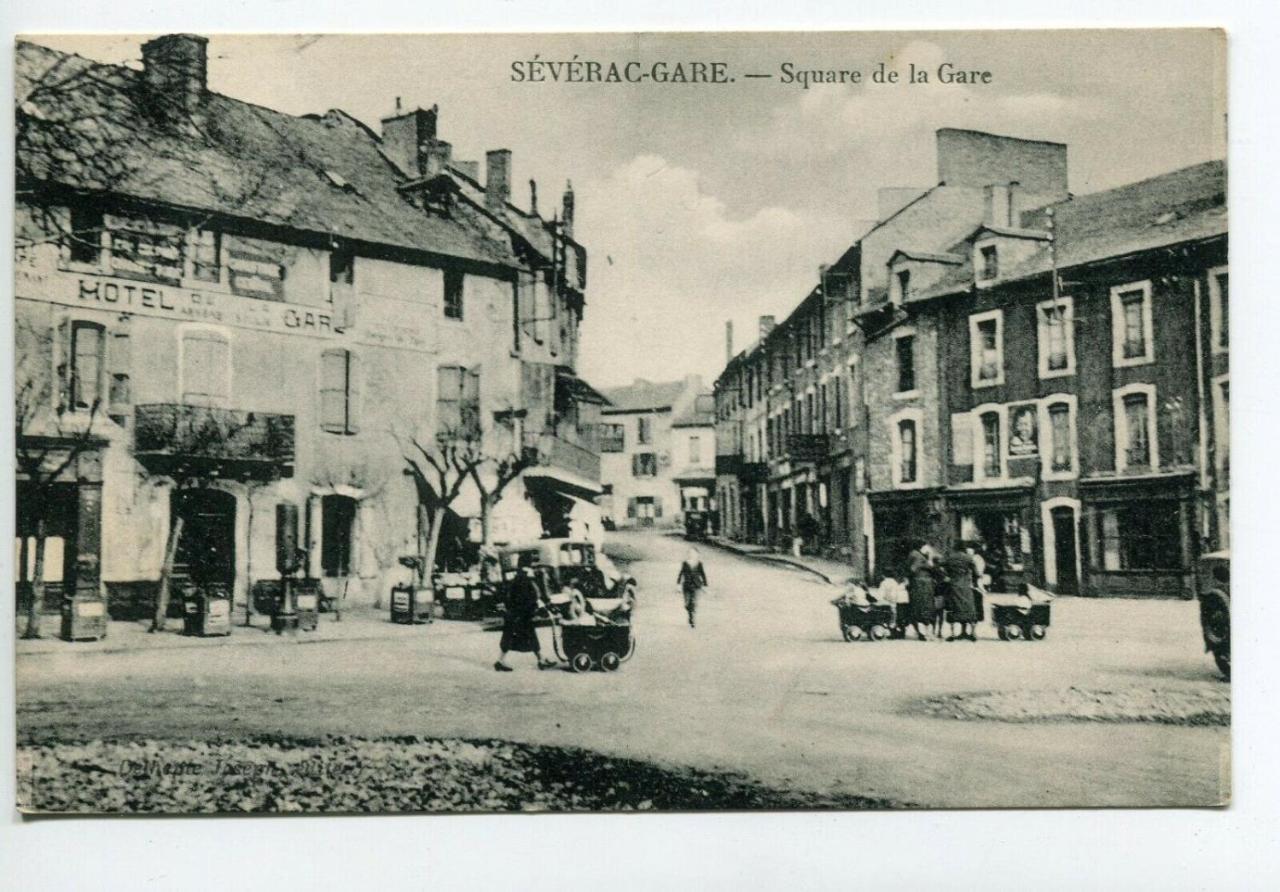 Hotel De La Gare Sévérac-le-Château Exterior foto